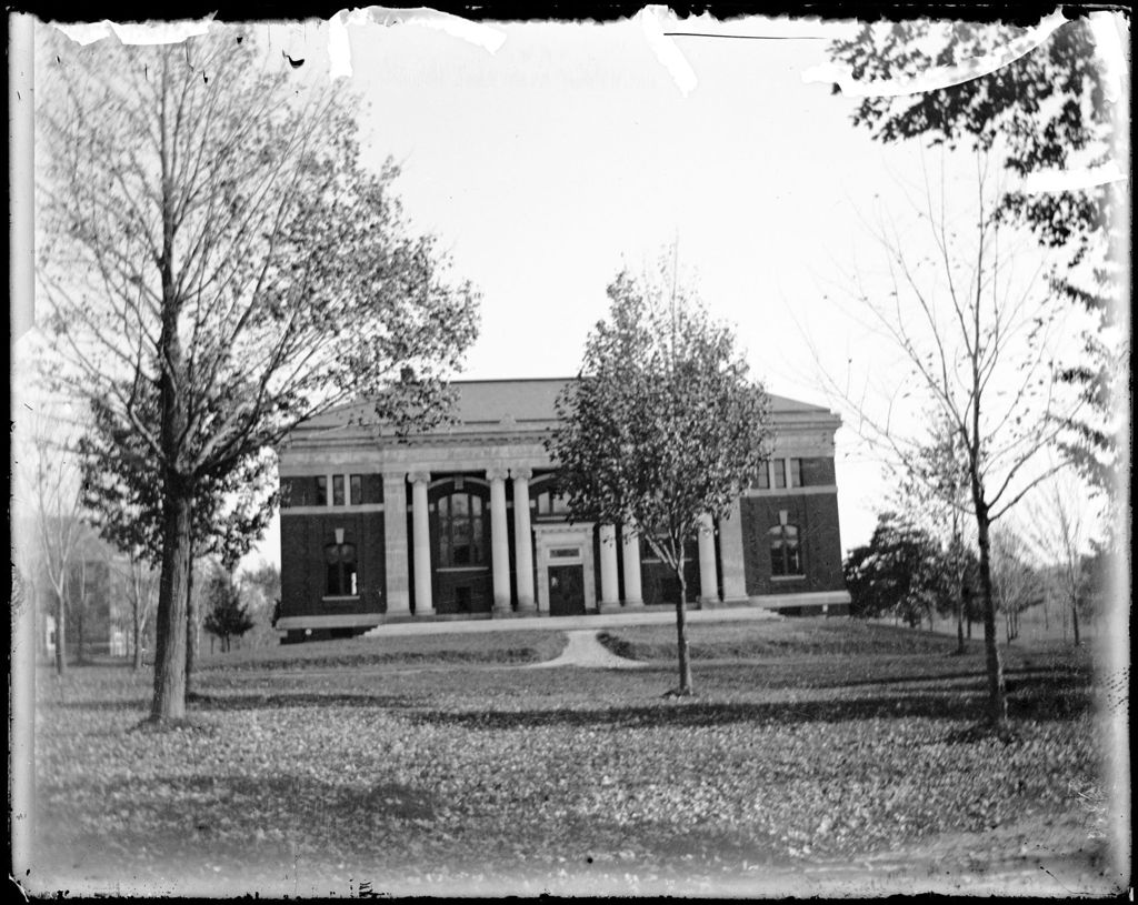 Miniature of Unidentified Building On A College Campus