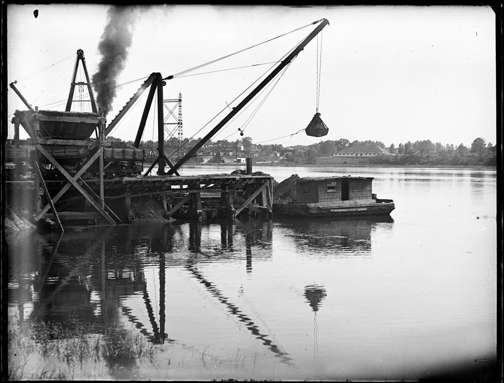 Miniature of Dredging Operation, New Haven, Ct