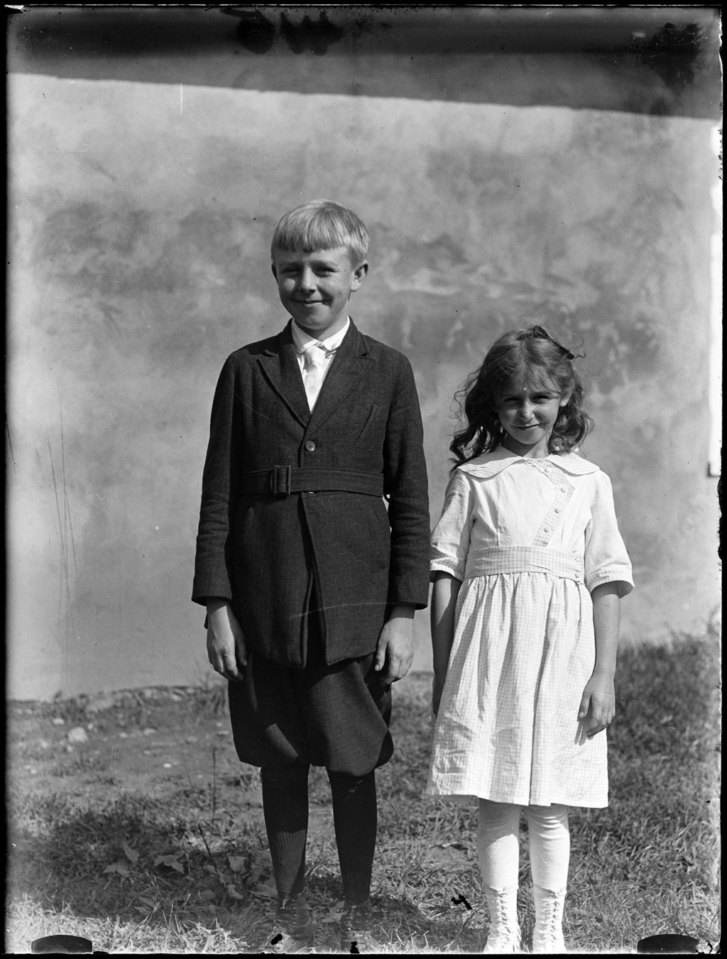 Miniature of Young Boy And Girl Posed Standing Together