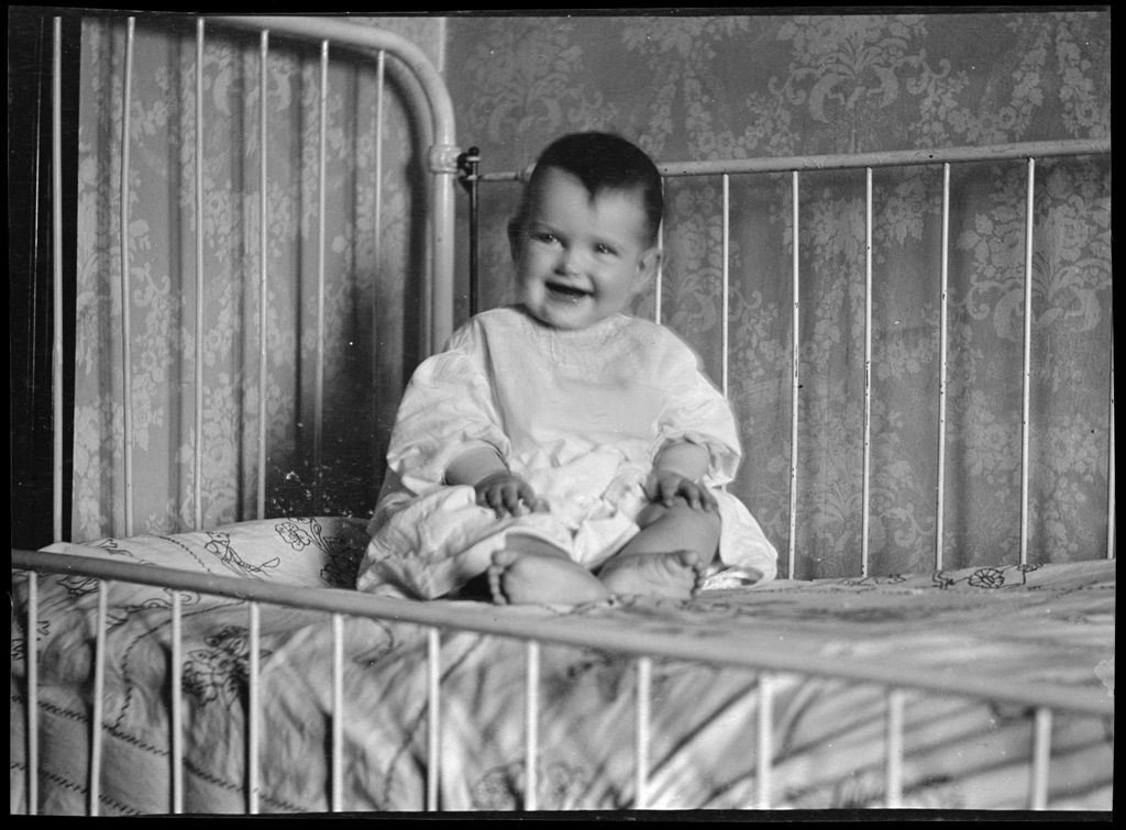 Miniature of Tots- Barbara Sits In Crib