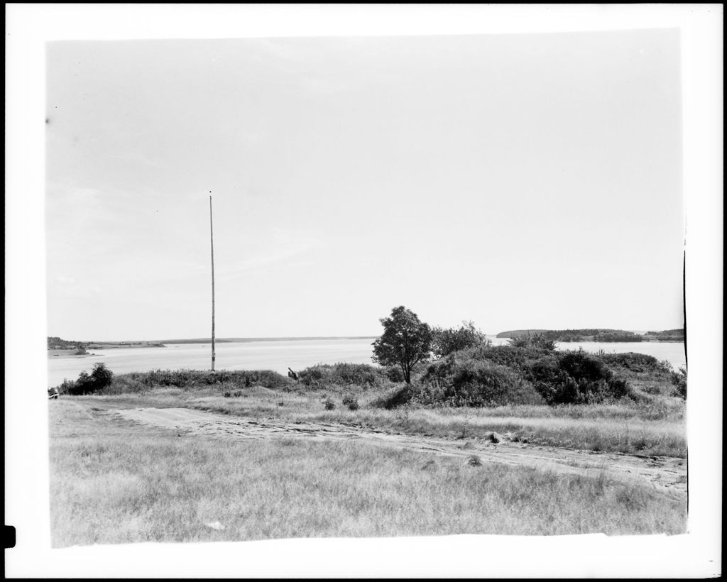 Miniature of Cannon At Fort Sullivan