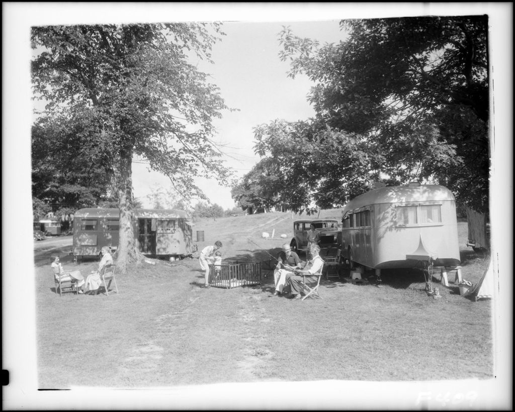 Miniature of Several Families Camping