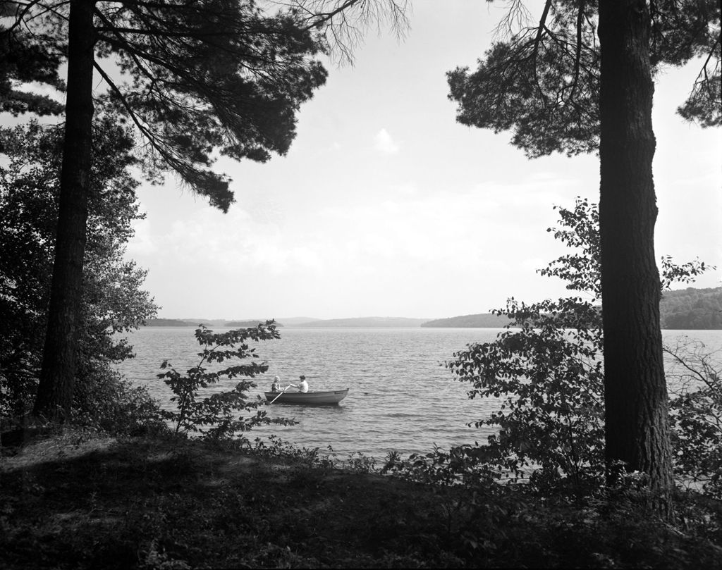 Miniature of View Of Lake Thompson And Surrounding Hills