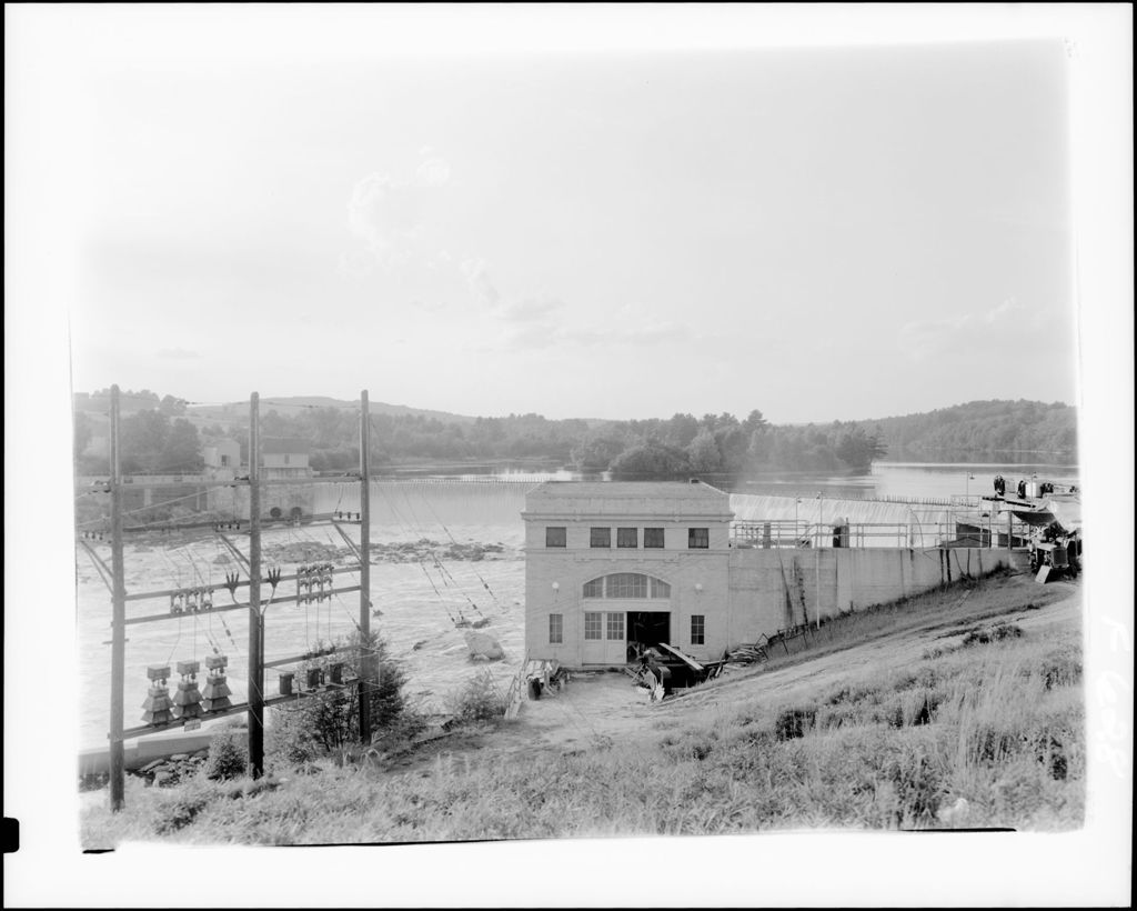Miniature of Hydro Dam At Deer Rips In Lewiston