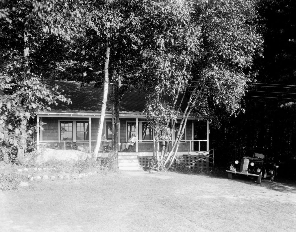 Miniature of Summer Cottage In Naples
