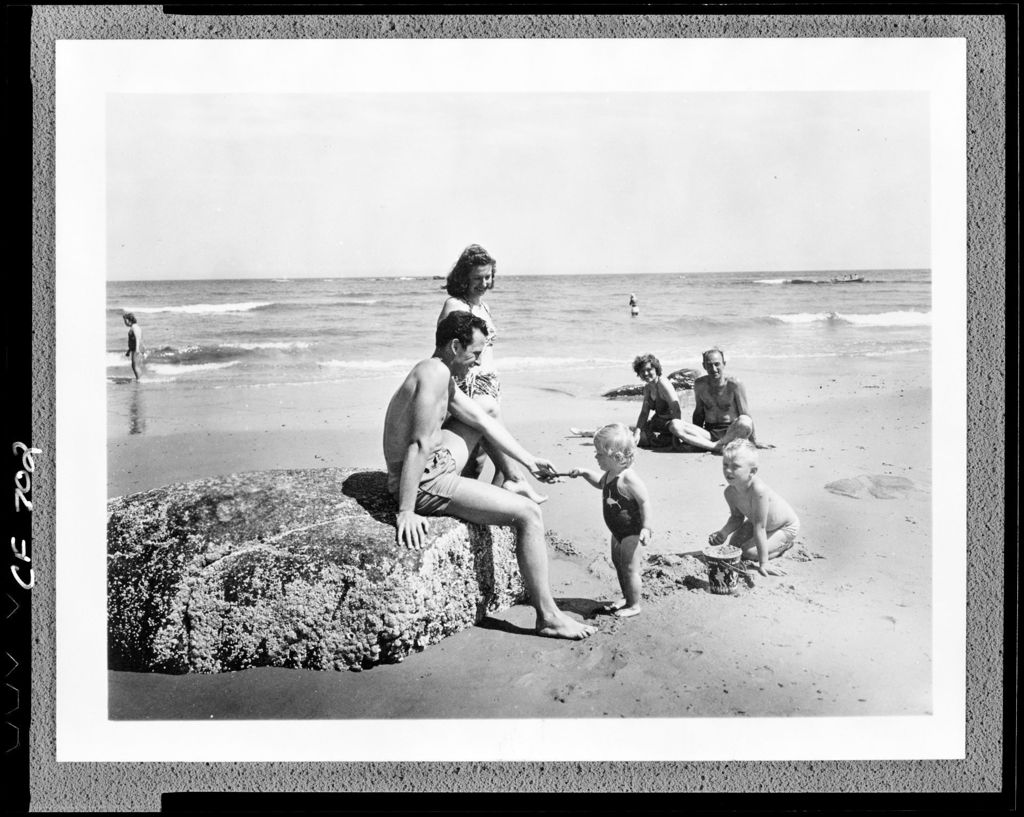 Miniature of People At The Beach
